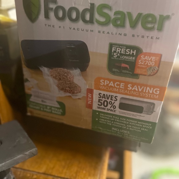 Foodsaver - Picture 2 of 3